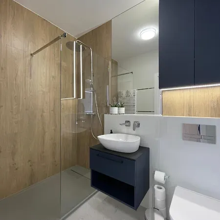 Zakrecona Fala Let's Sea Апартаменты Гонски